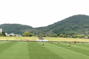 皇杯全日本サッカー選手権大会の1回戦が香川県総合運動公園（生島メイン）写真