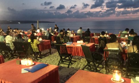 バリ島 ジンバランの海鮮とサンセット