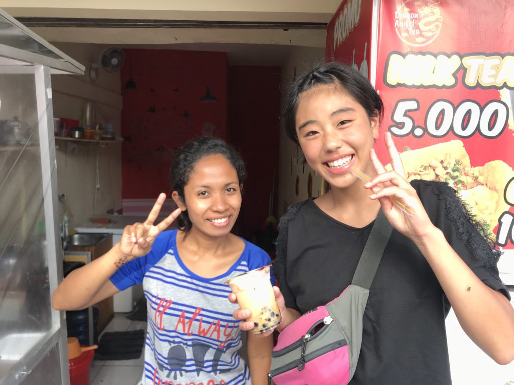 バリ島 クタの街を散策 タピオカ店