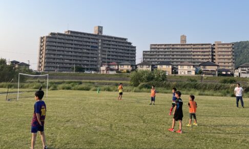 土器川河川敷のサッカー風景